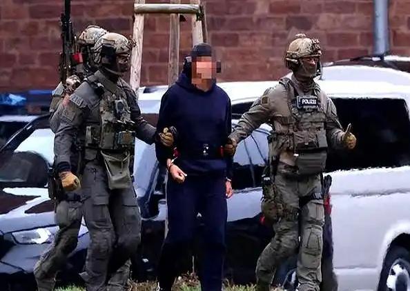 北溪爆炸真相终于撕开缺口！嫌疑人亲口认罪，幕后关联藏不住了
 
据德国NTV电视
