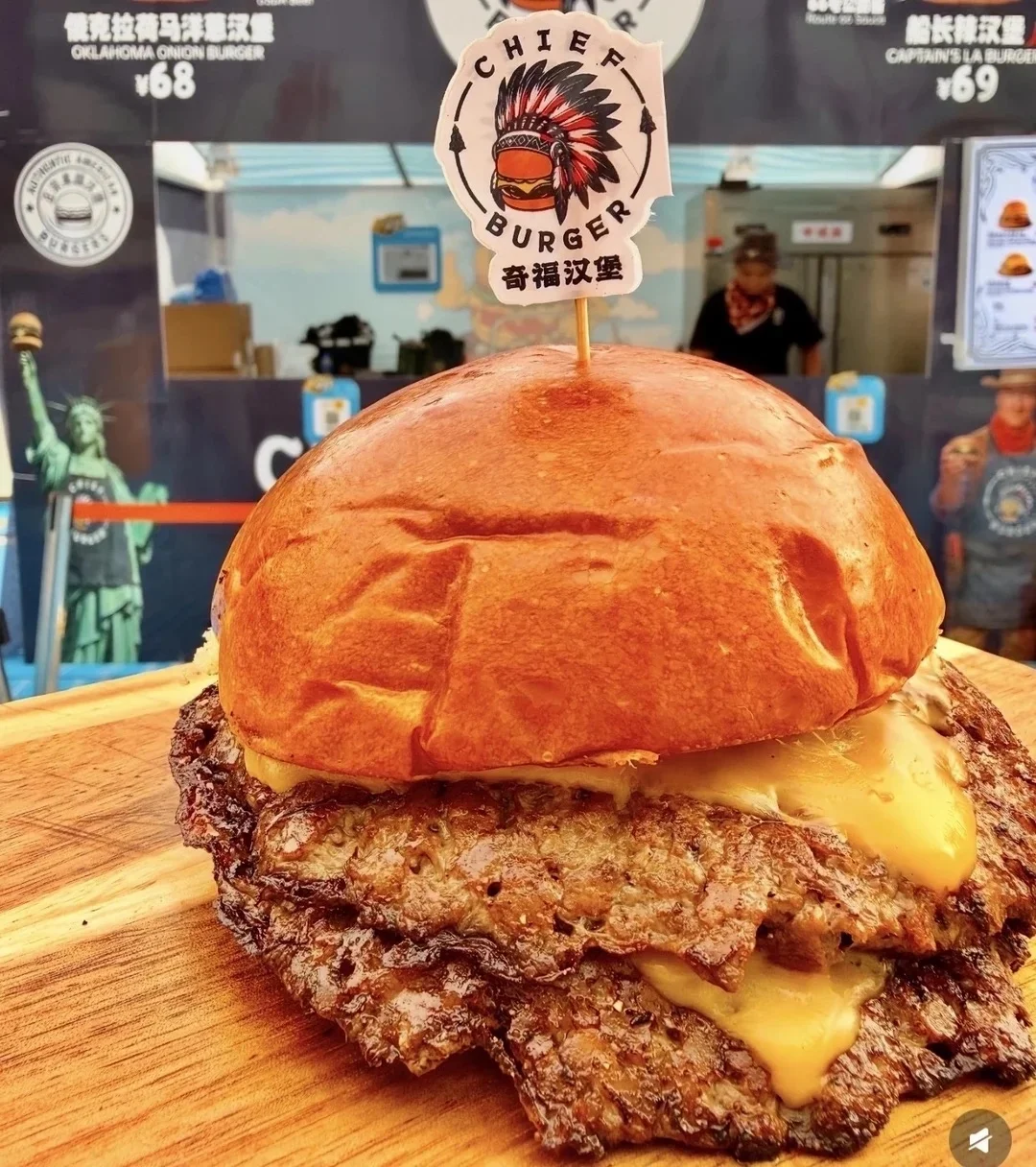在青岛 | 🍔被这口香辣汉堡硬控了！