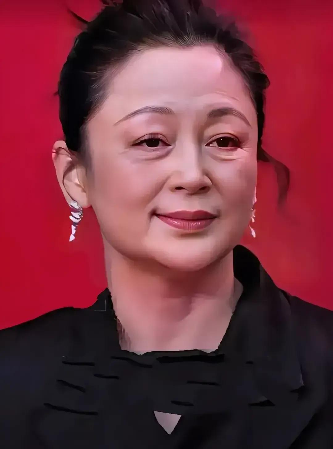 曾经也是中国的第一大美女，一代美人终将老去，曾经也是风华绝代的大美人，也是一代人