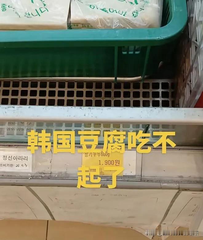 少研究别人多雕刻自己，这是我这么多年来的人生感悟之一。

很多人特别在意别人的看