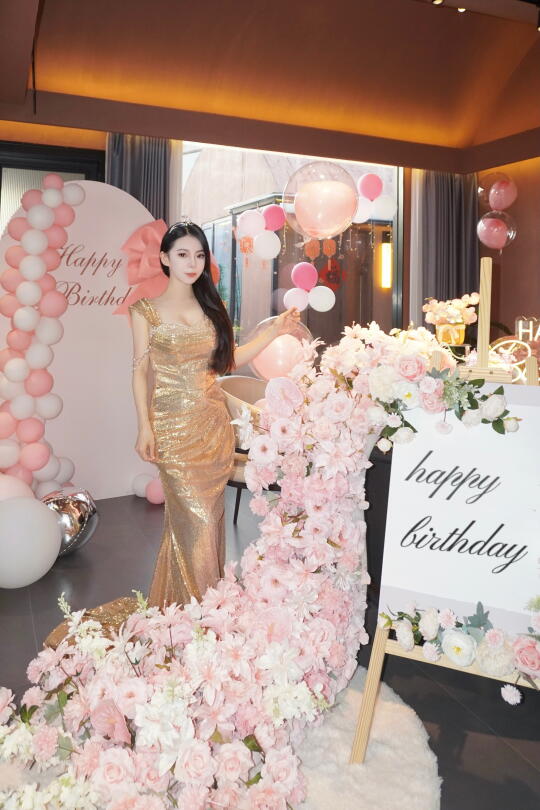 那就祝我生日快乐吧🎂