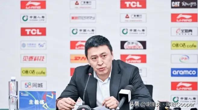 来自辽宁本溪的浙江主帅王世龙，弃用王奕博和佩里，赛后总结：我们注意力不集中，抢5