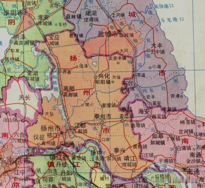 如果扬泰不分家，那么江苏会又会多了一个万亿GDP俱乐部成员。扬州的地位也不一样了