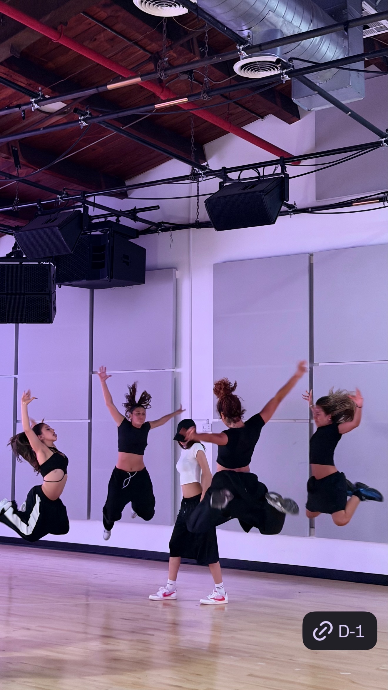LISA 💚LISA世界杯开幕式彩排260612 LLOUD ins stor