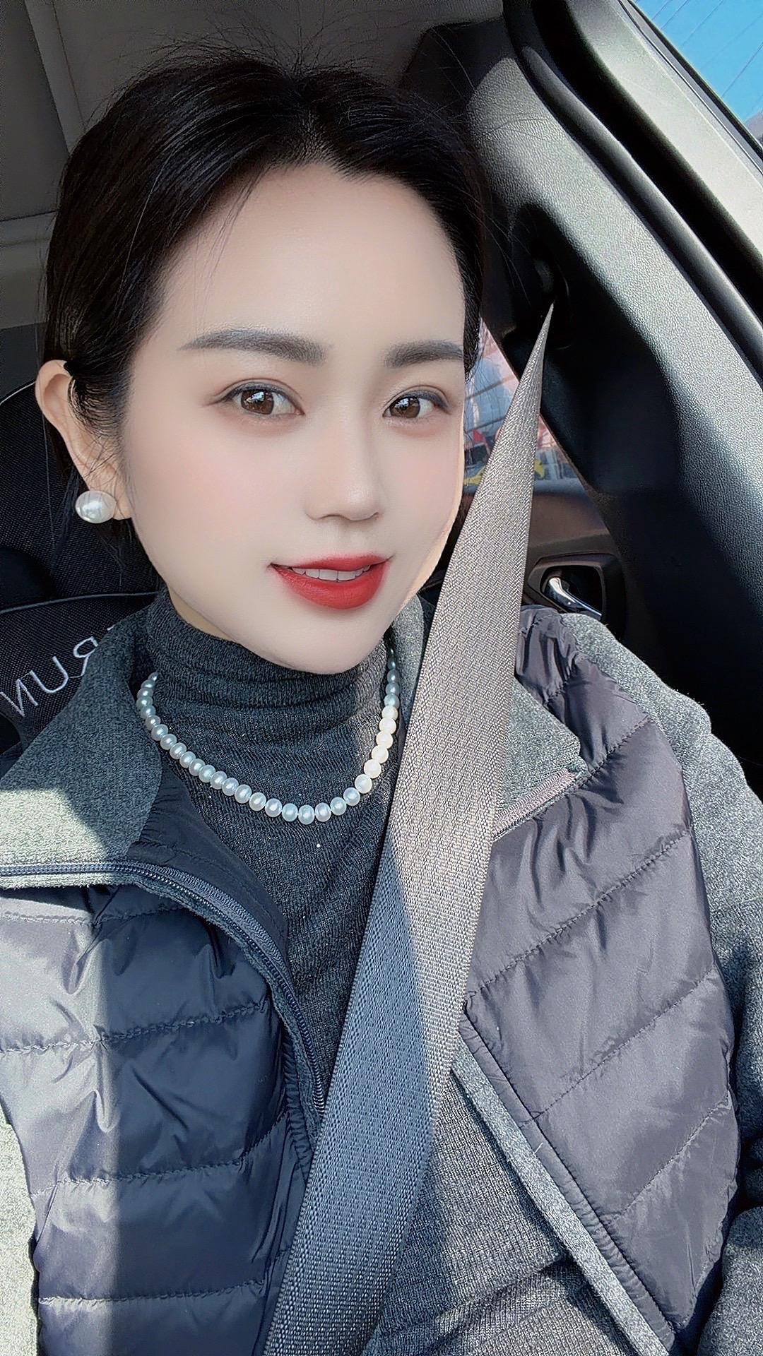 春会来，事会顺，人会好，花会开。