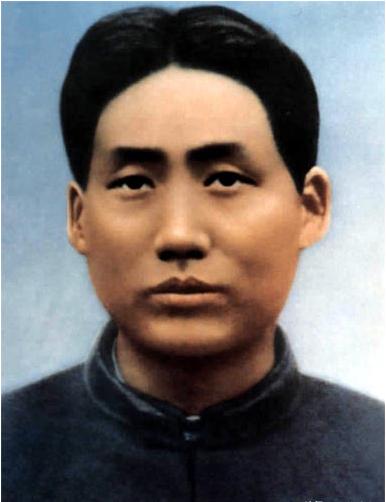 1927年，毛泽东被捕后，在押去处死路上，突然对一名团丁说：“老哥，我腿疼，伤筋