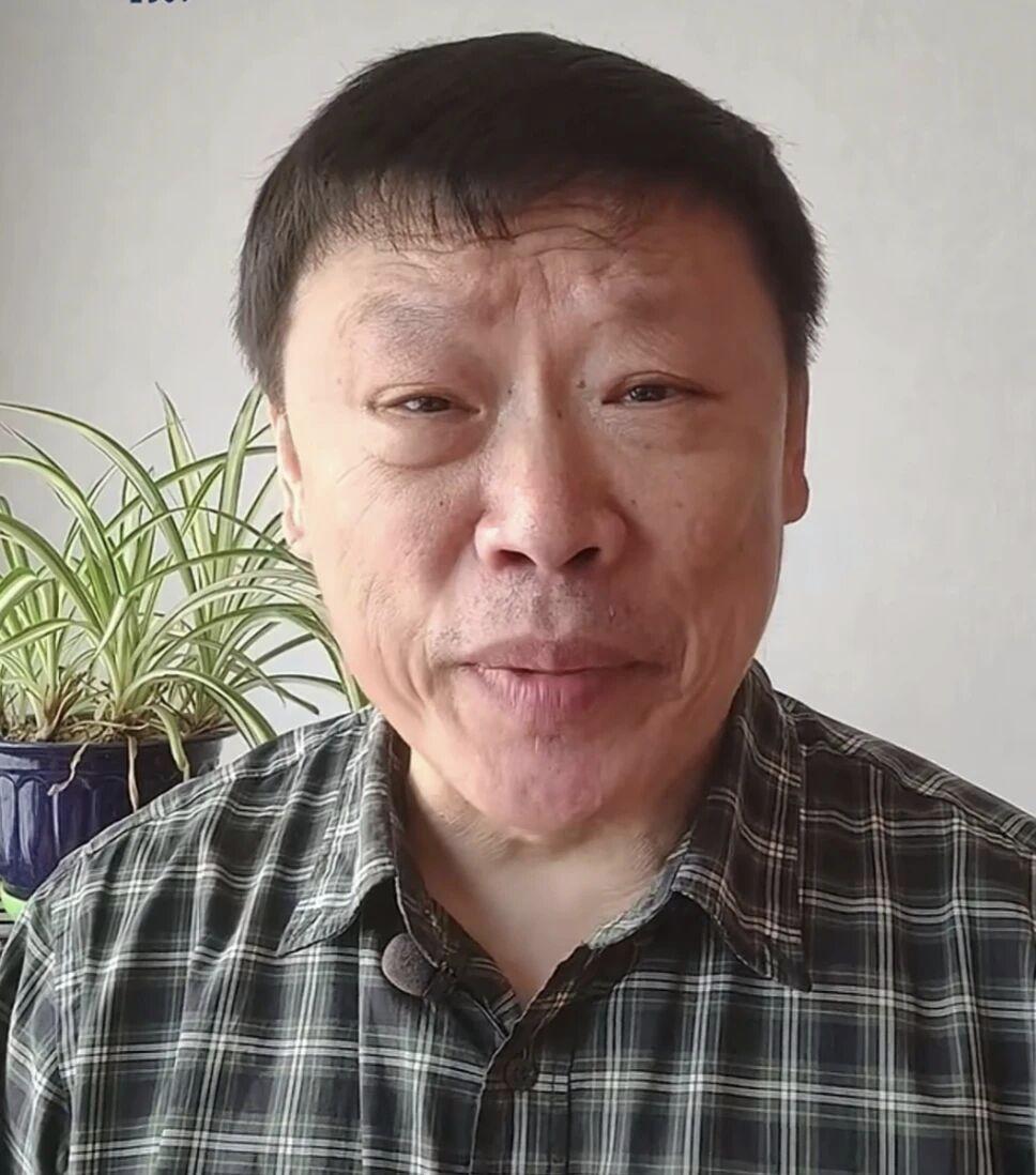 胡锡进的存在，最大的作用就是：

每当社会需要棱角、需要锋芒、需要较真、需要正义