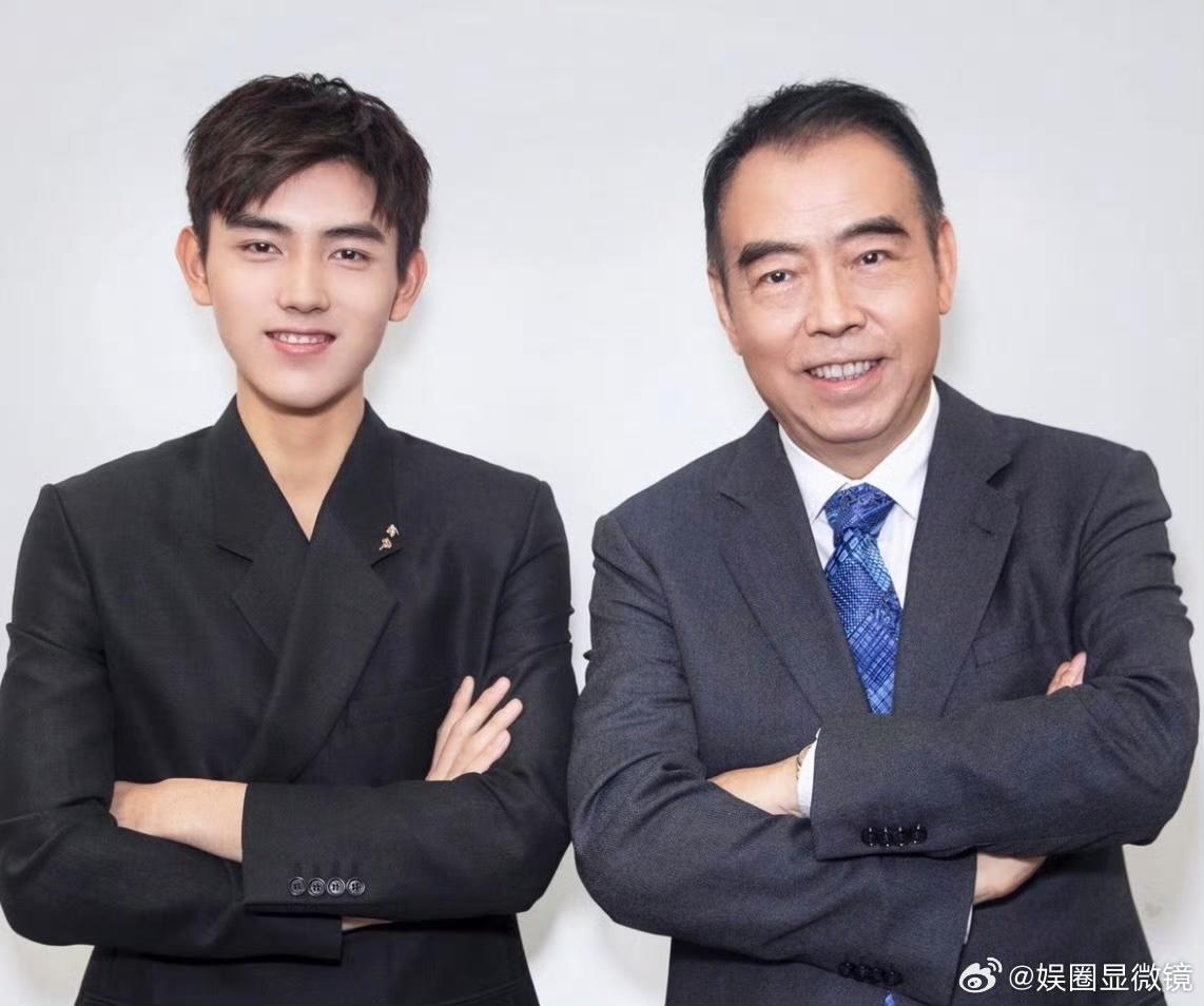 陈飞宇 陈凯歌基因显化中！这才是星二代的正确打开方式✨

谁还没被陈飞宇最近的状