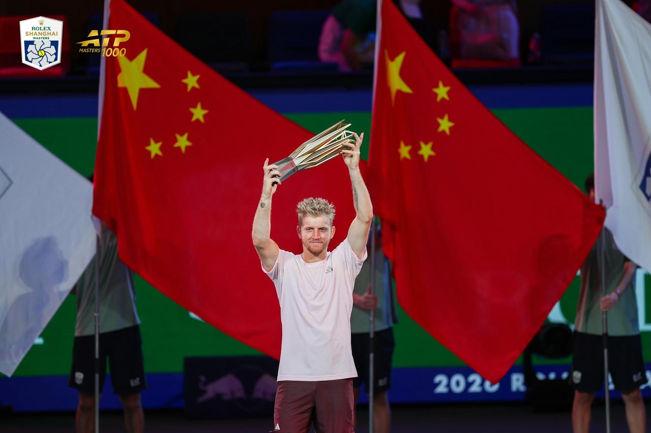此前，弗基纳五次决赛均铩羽而归，包括2022年蒙特卡洛大师赛。今年6月的马洛卡，