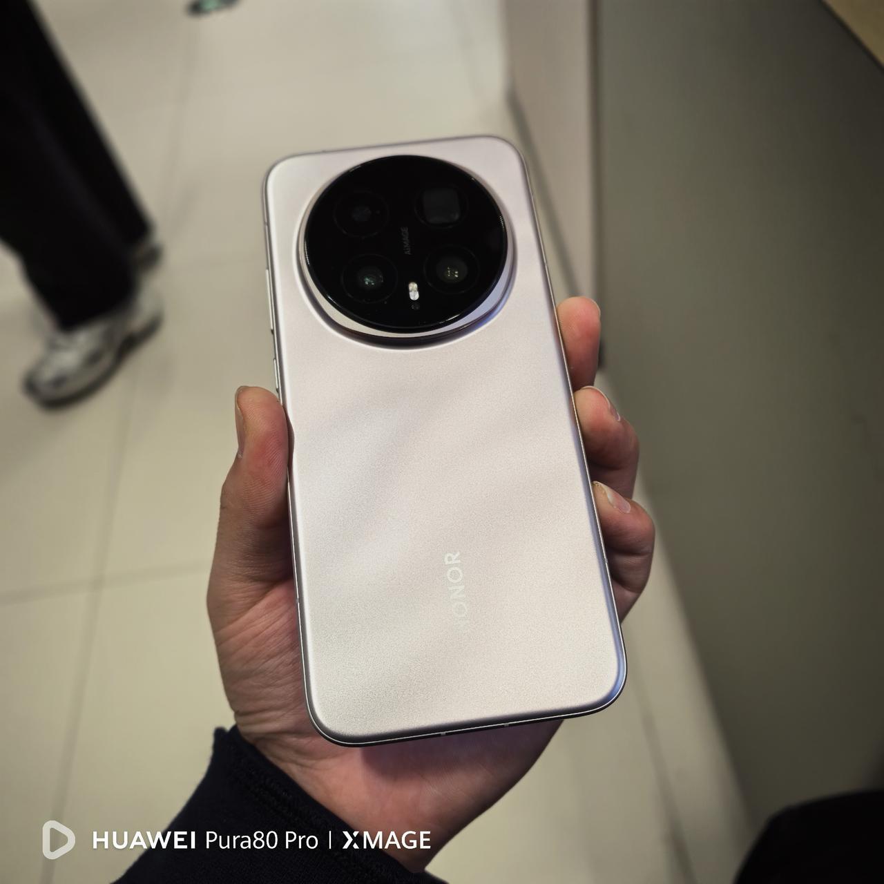 把华为Pura80 Pro换成荣耀Magic8 Pro，是什么感受？
朋友是个老