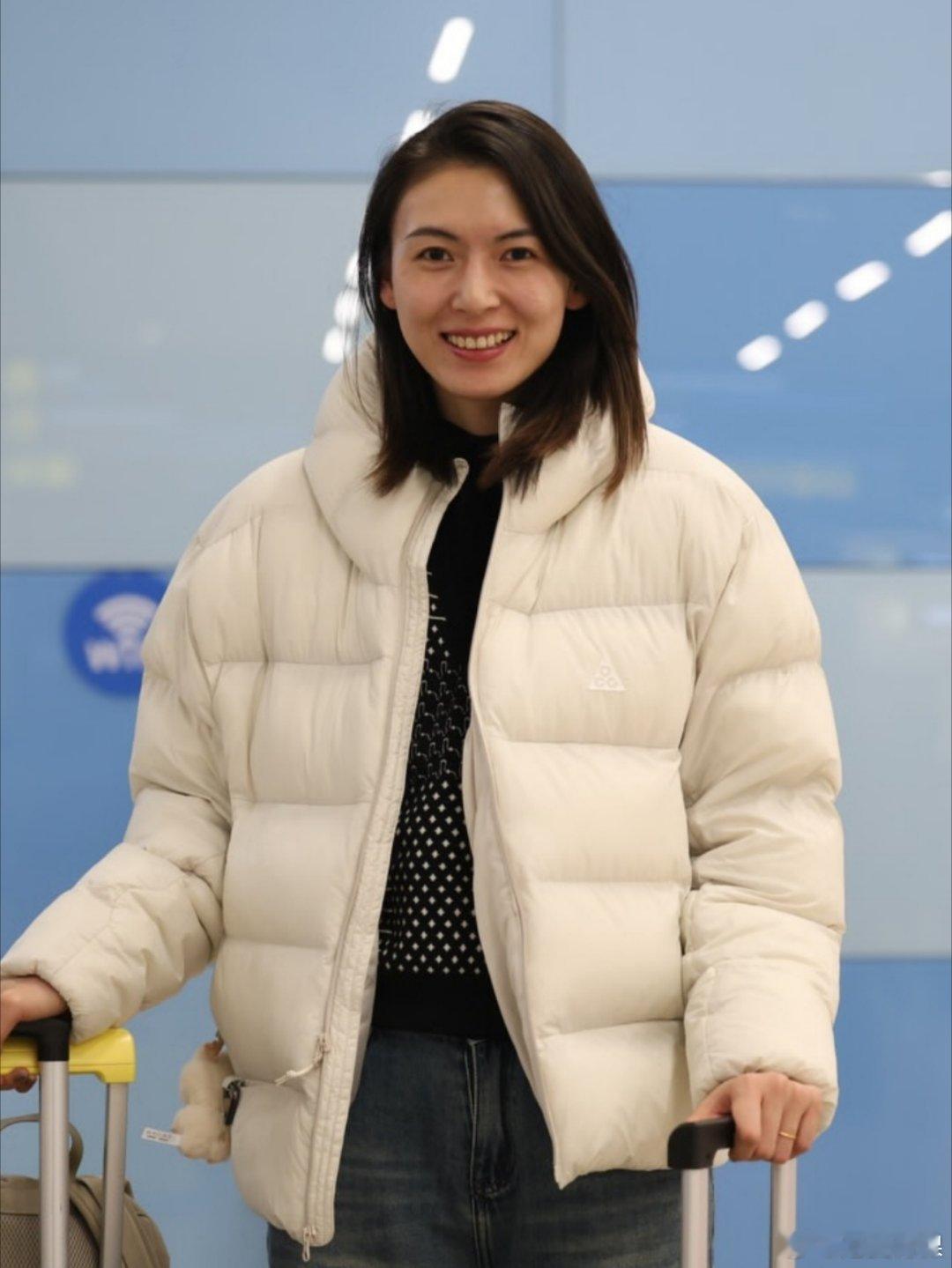 我们耍姐真的太美了（素颜都绝杀了不需要那些网红妆嘚儿拉荡的） 