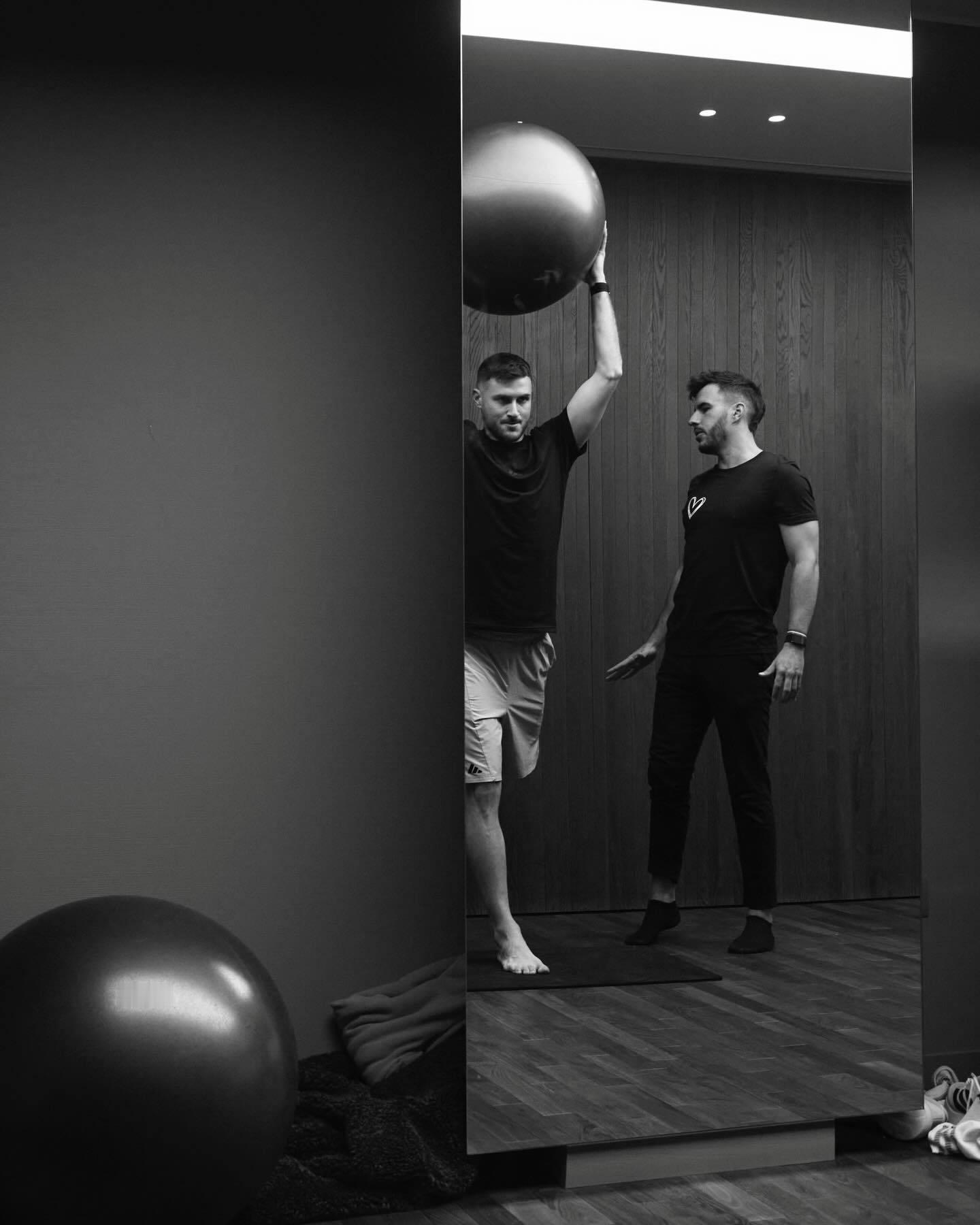 【💪🏻】 🔴⚫️ 继续努力康复中的圣地亚哥·希门尼斯🇲🇽.sempre