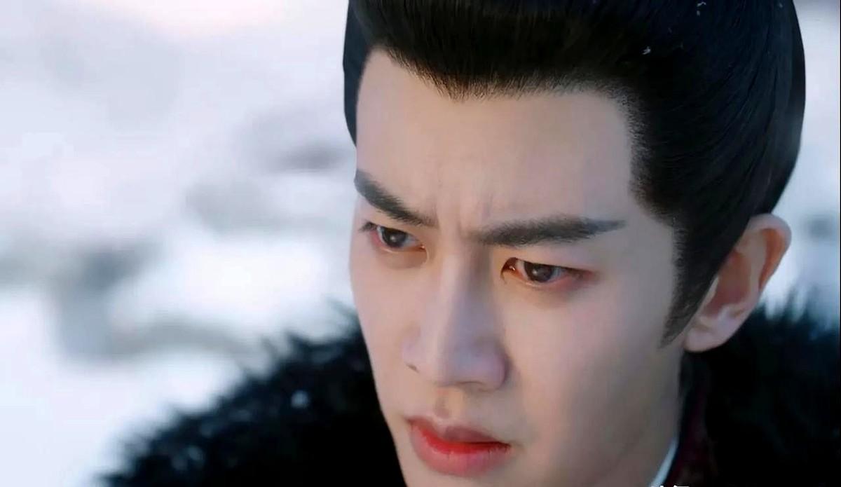 凤凰台上发现没？任嘉伦演的萧焕强娶彭小苒的凌苍苍，这剧情简直虐恋界“真能打”！原