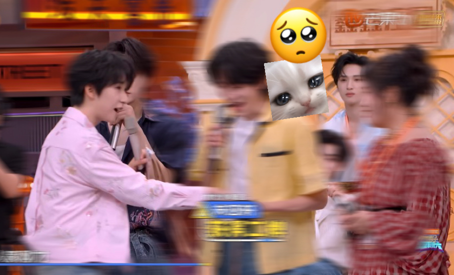 他也想要工牌🥺☹️ 翔霖