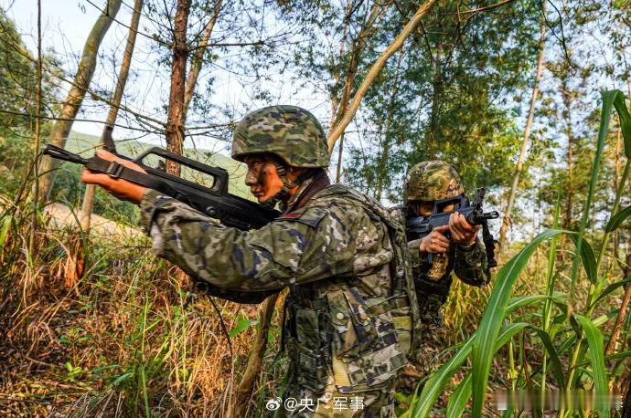 #烽火问鼎计划#武警广西总队柳州支队野外驻训分队组 ​​​