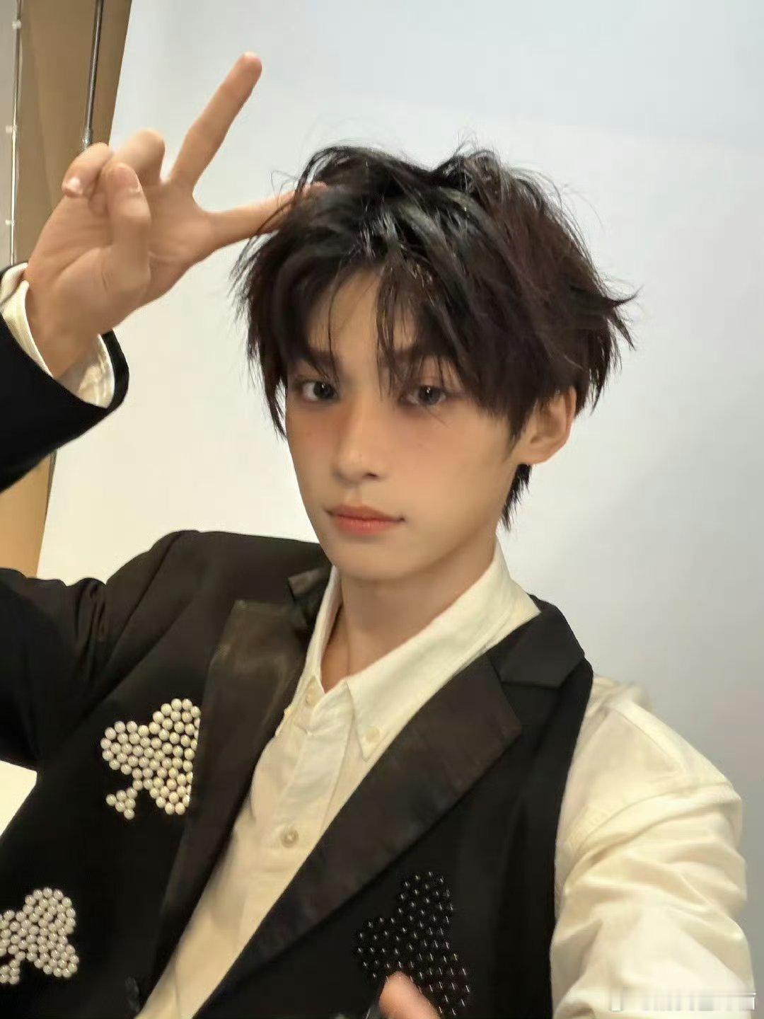 梓渝小反派这完全就是萌物好吗？哪有这么萌的反派 ​​​