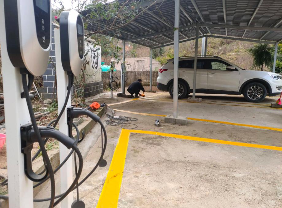 从油车换到电车是啥感觉？我现在换了一年了，有些话不吐不快
以前我也对电车嗤之以鼻