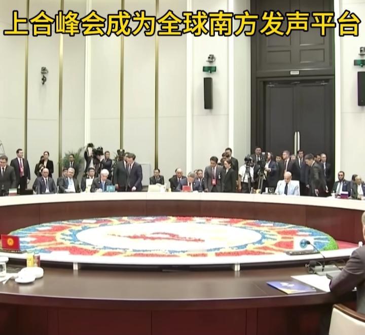 2026年上合峰会对中亚地区的影响，可以概括为：将其从“地理上的内陆腹地”正加速