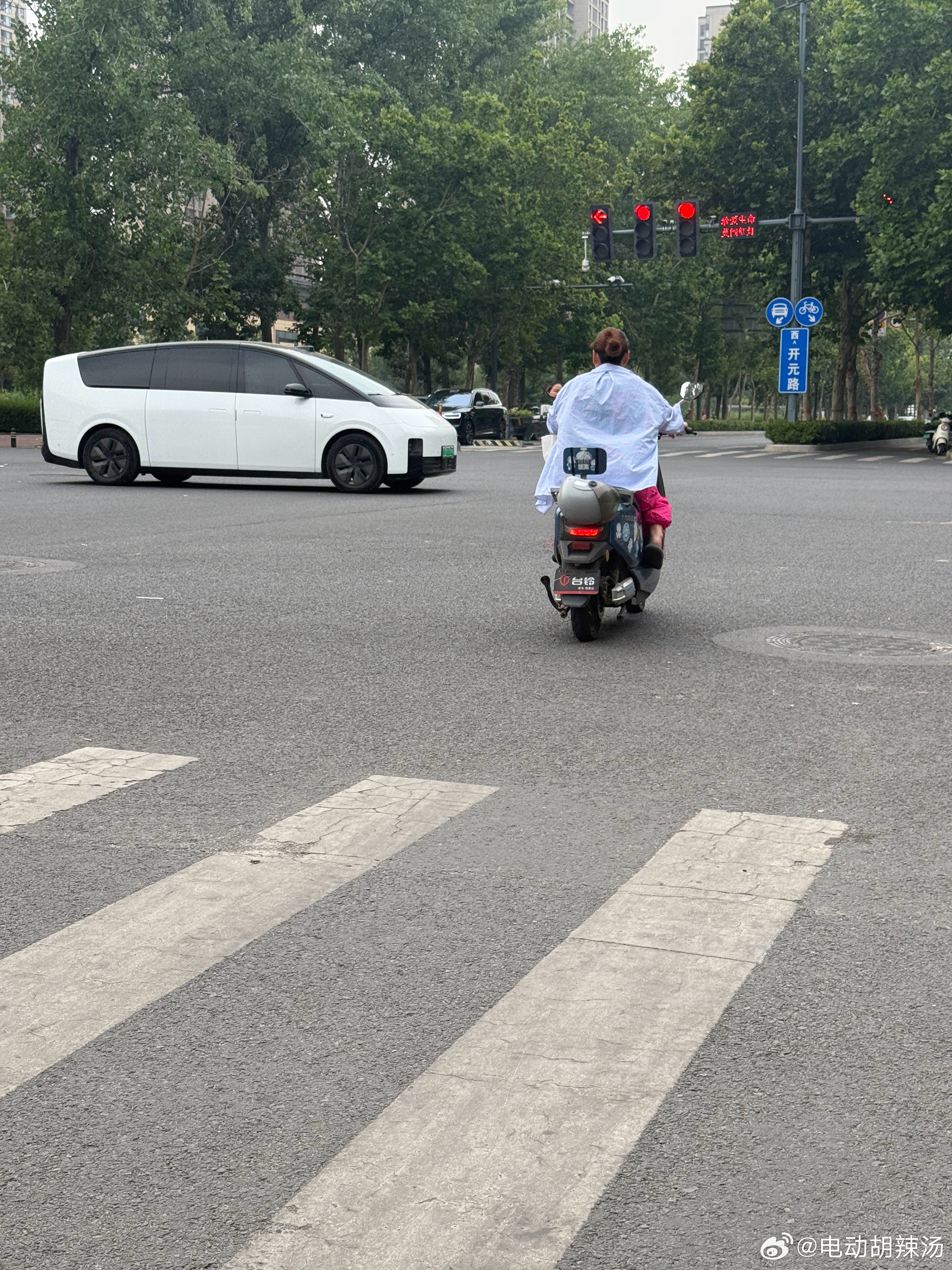 MEGA还真的是时代符号！ 