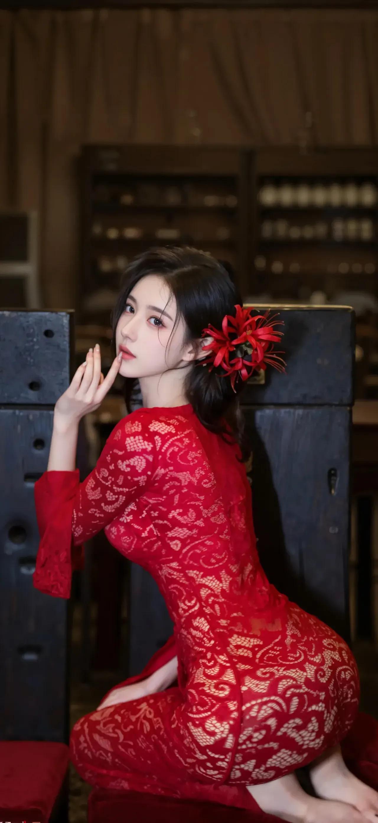 美女壁纸～风格从无标准答案，美也从不被定义。每一种姿态，都是独属于自己的光芒，在