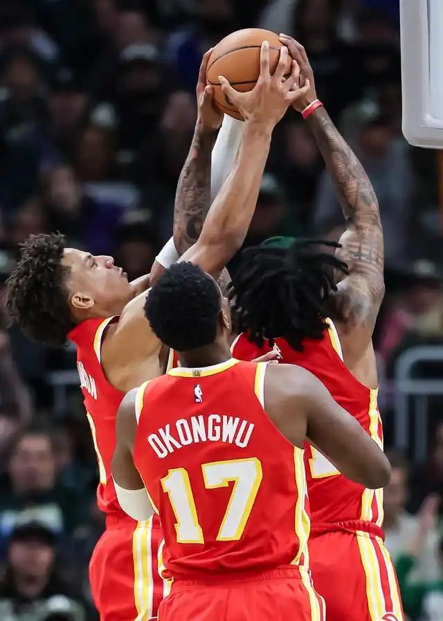 NBA预测继续

掘金和火箭比赛好看，很焦灼。西部强队之间的对战。掘金有惊无险的