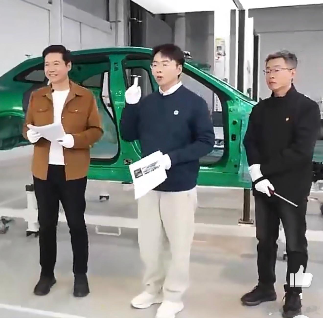 现在很多争论起得又快又猛，有时候跟技术本身关系不大，所以雷总这波回应就仨字，有底