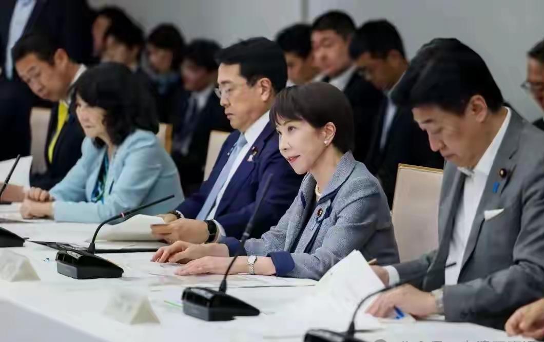 6月11日，高市在首相官邸出席第10次中东局势相关阁僚会议上宣布，原先经由霍尔木