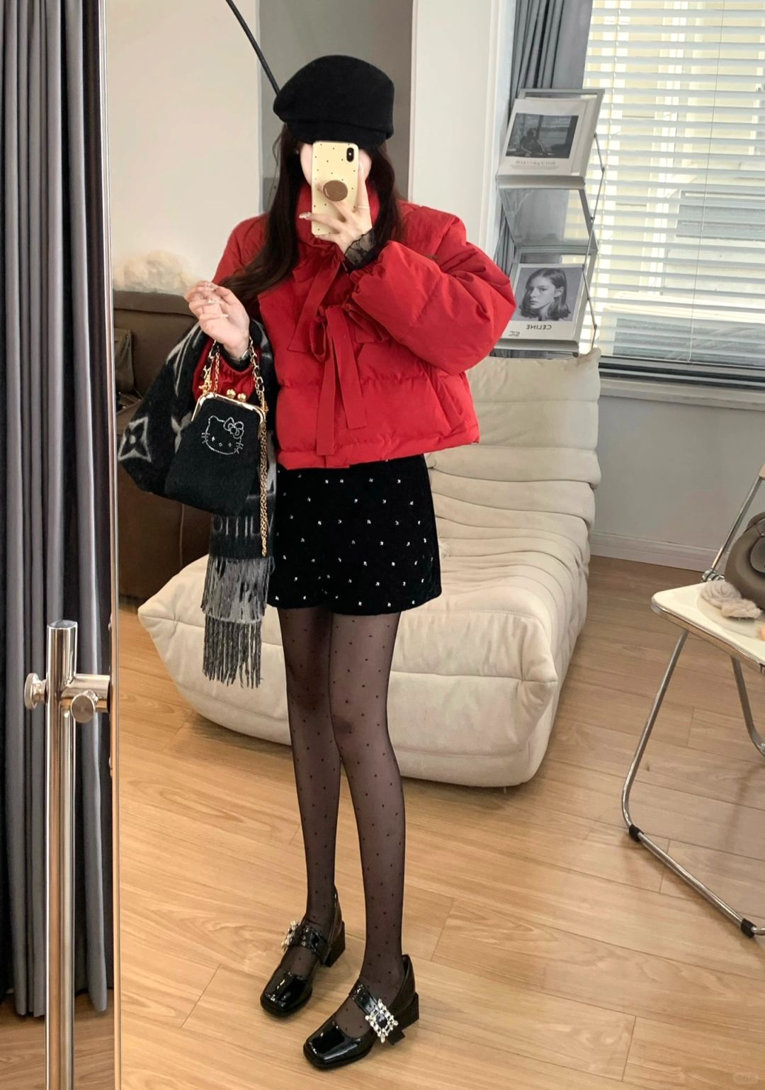 新年穿红色羽绒服！！保暖又显白～