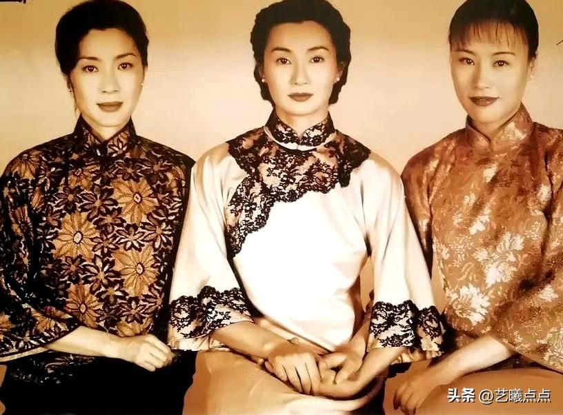 1997年，香港嘉禾电影有限公司摄制的电影《宋家皇朝》公映。
观众发觉影片里宋氏