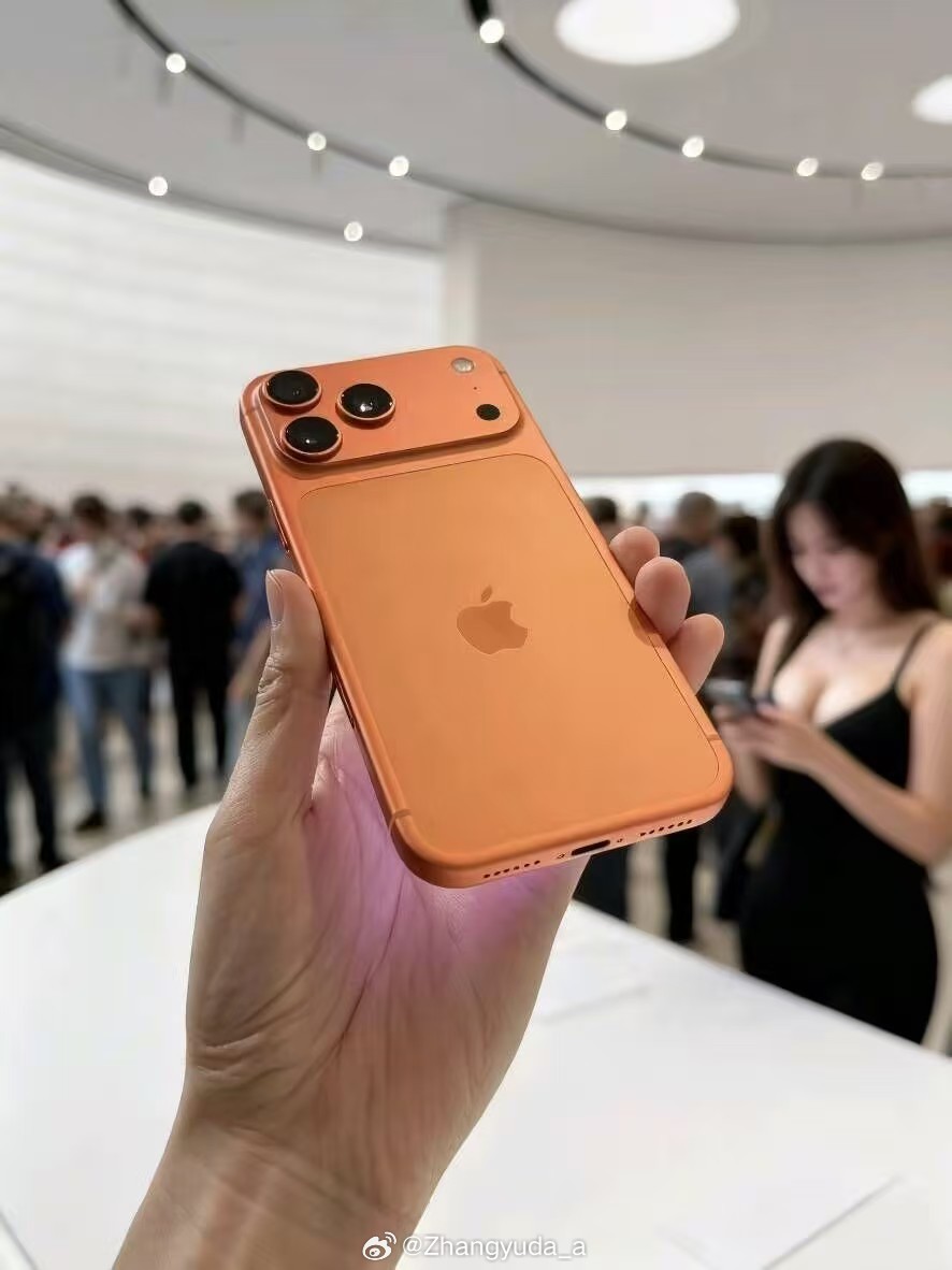 今年的iPhone 17 pro如期而至 且更新了不少内容让我去年买16p的人成