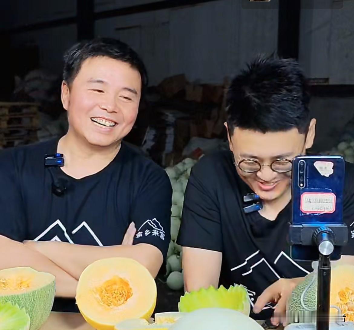 今天，马翔宇与师兄廖杰在山东聊城莘县的助农还是非常成功的。记得他们第一次去山东助