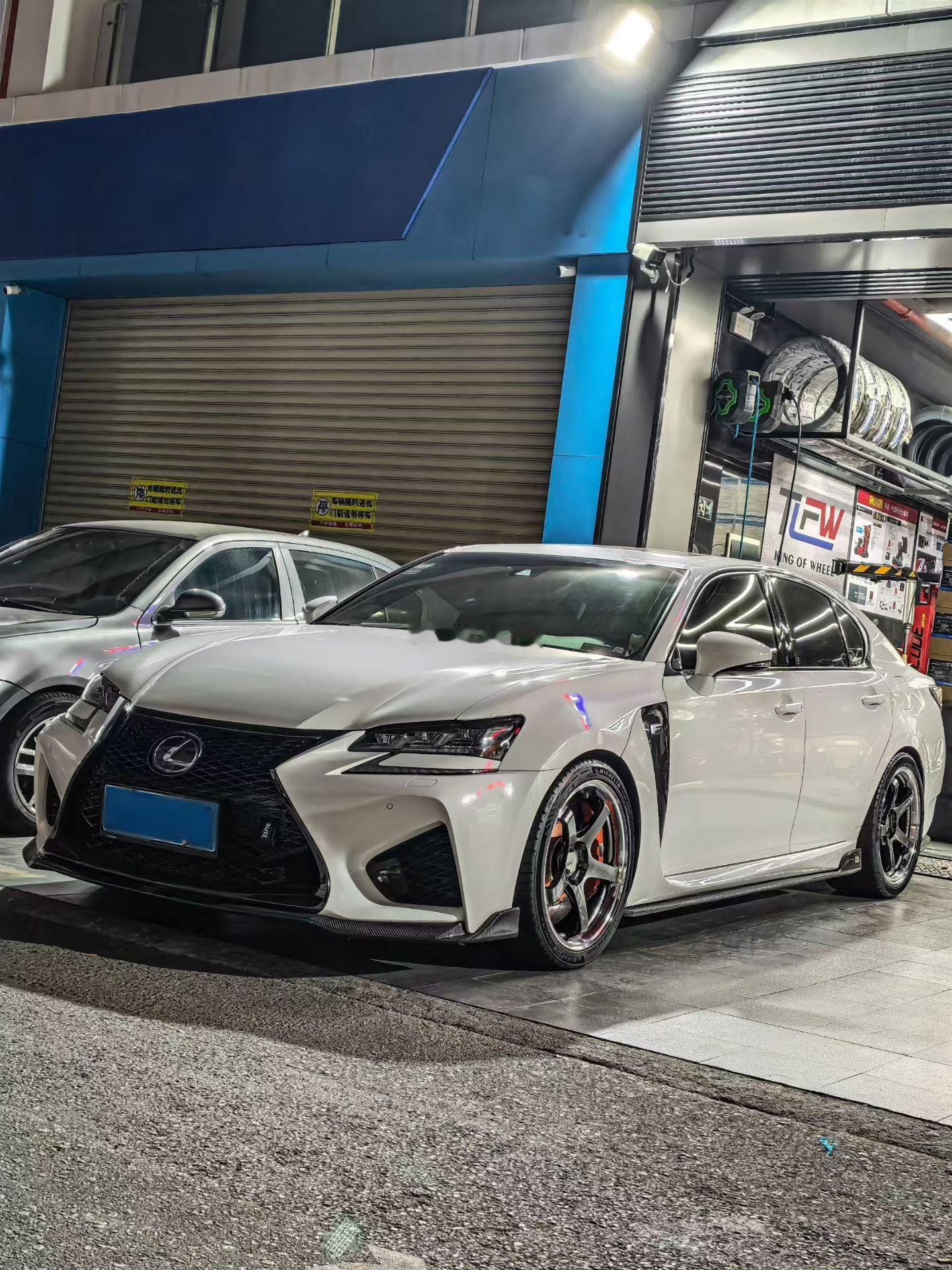 好大哥的必须安排到位 雷克萨斯GSF 完工案例横滨ADVAN GT 19寸 by