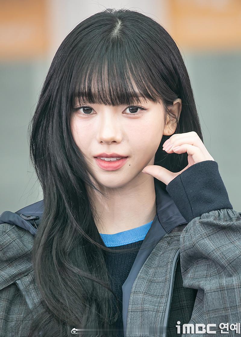 柳智敏今日机场新闻图 