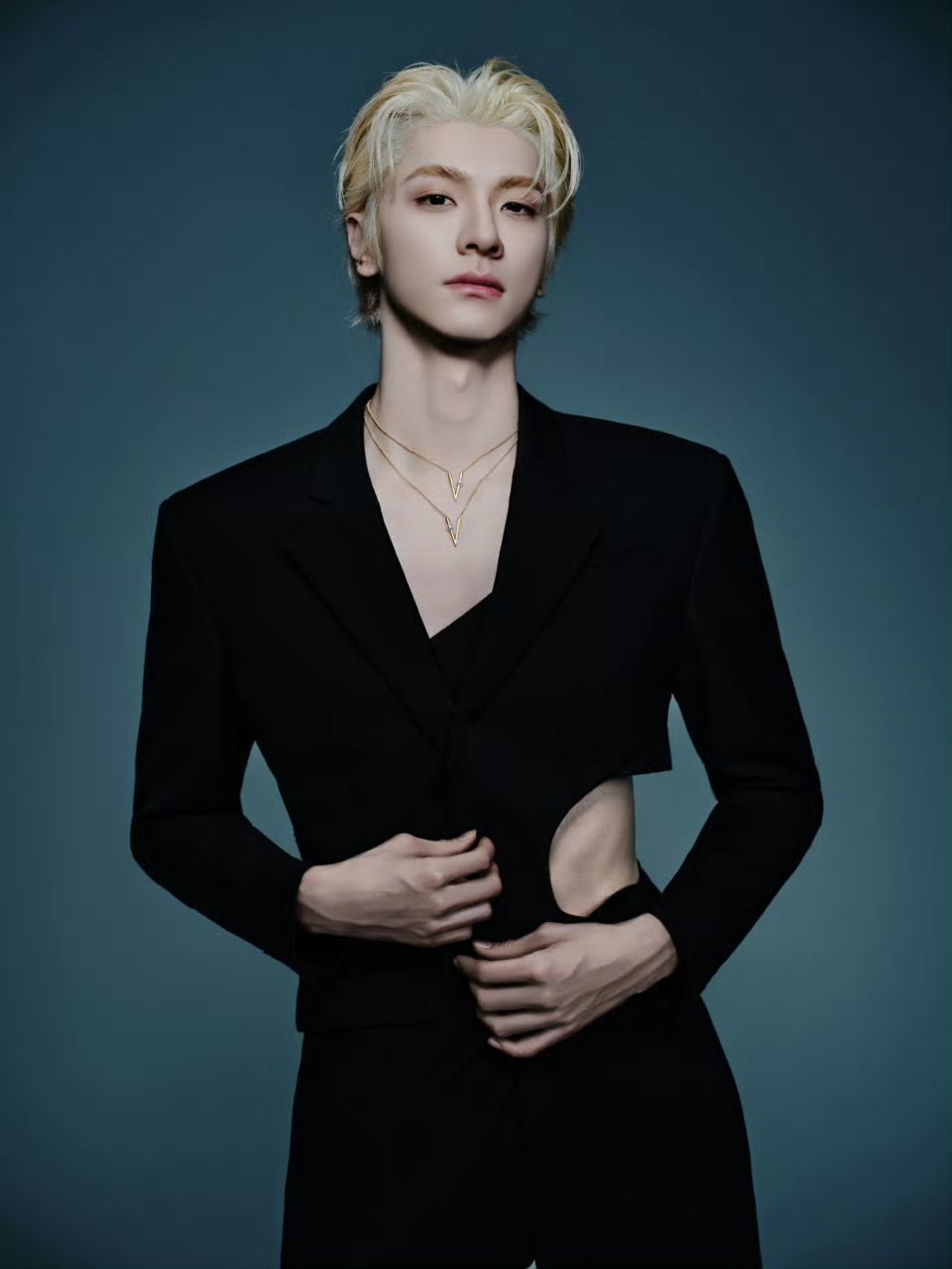 林一男模林一身材很曼妙你是林一那他是谁 