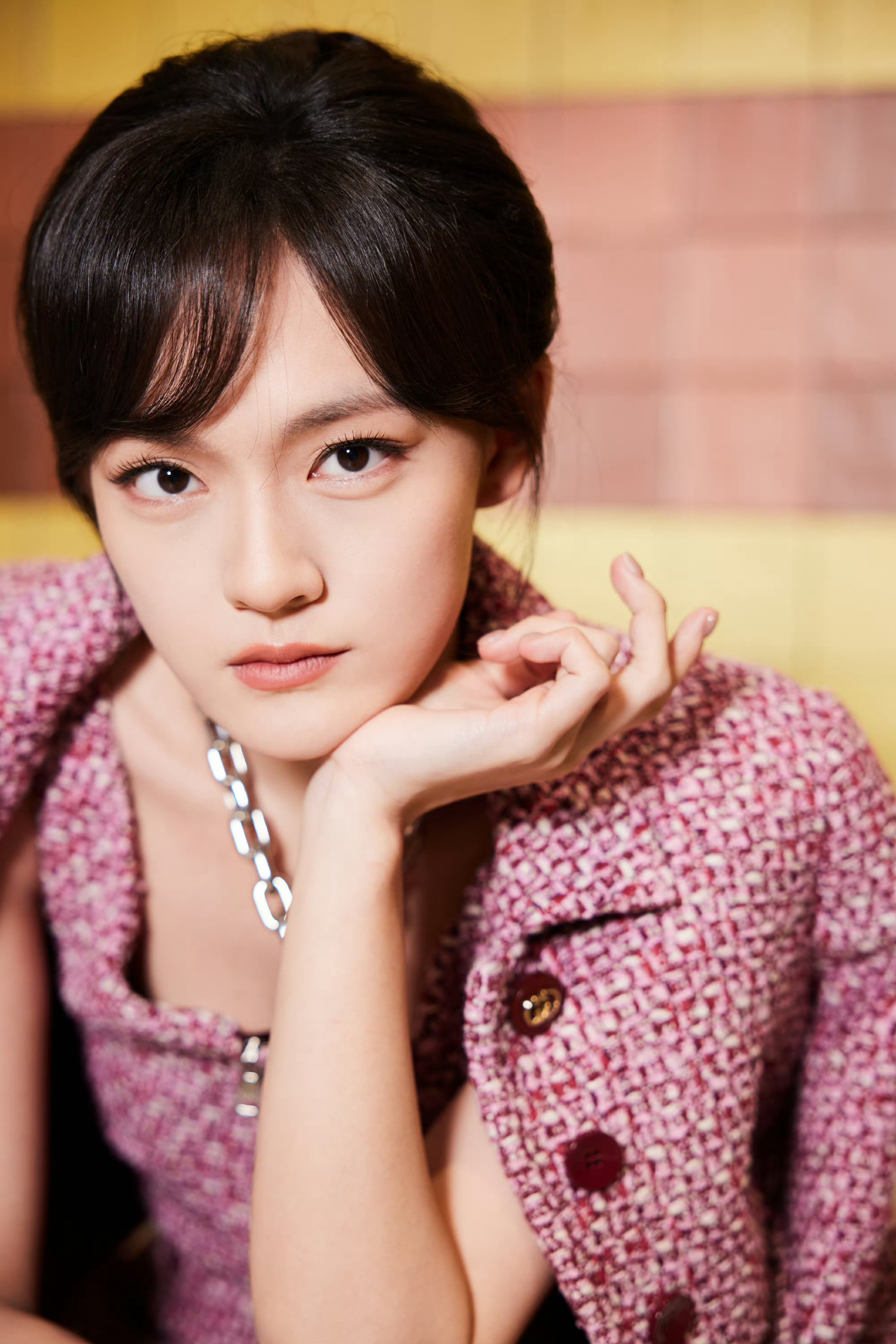 文淇 将热爱装订成册，策马踏春，向阳驰骋。 