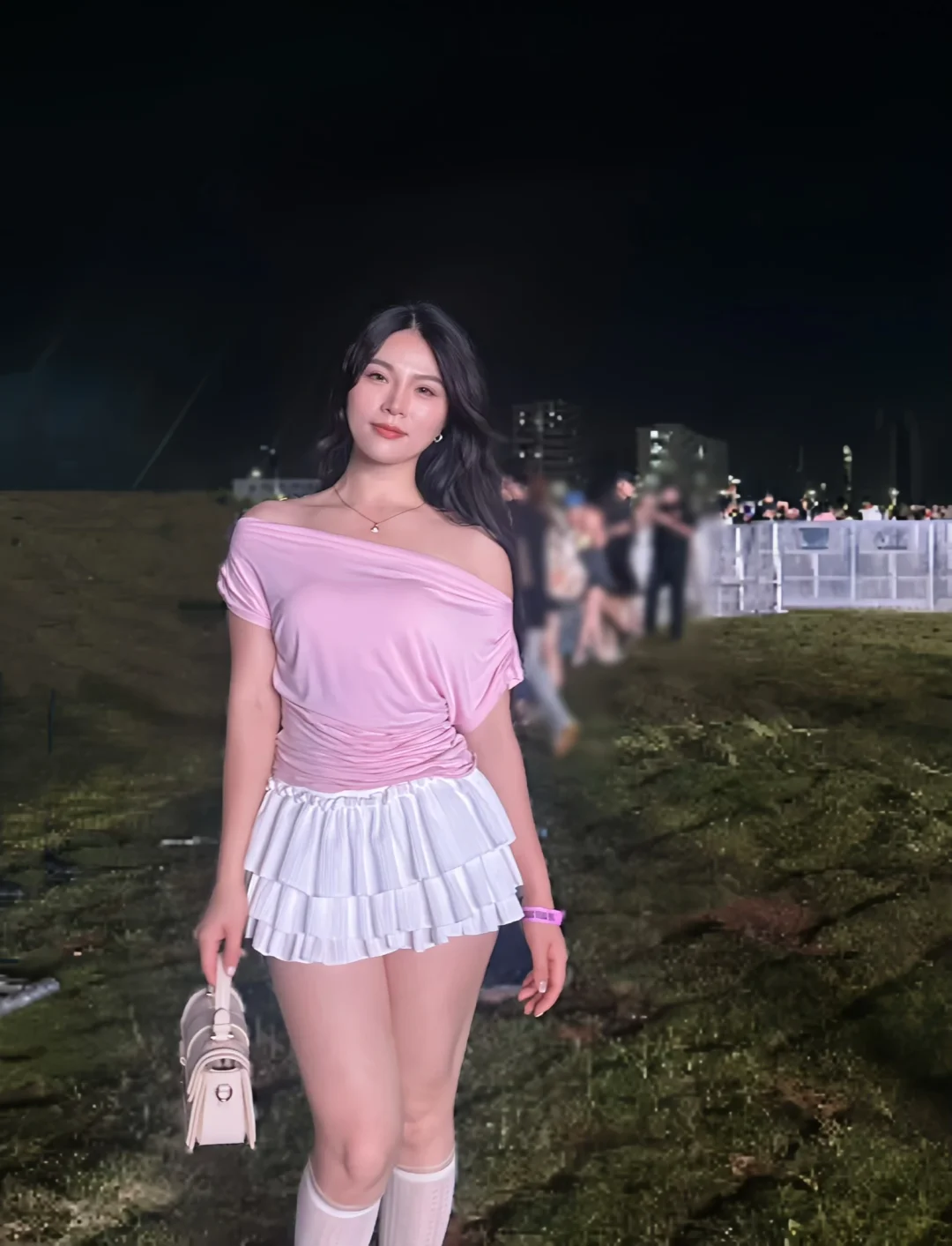 The Chainsmokers  见到耳机🎧里的人了