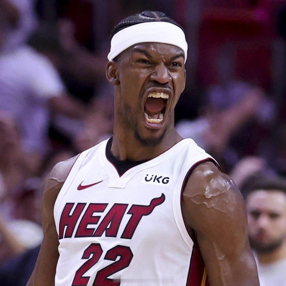 都在巅峰，谁更强nba