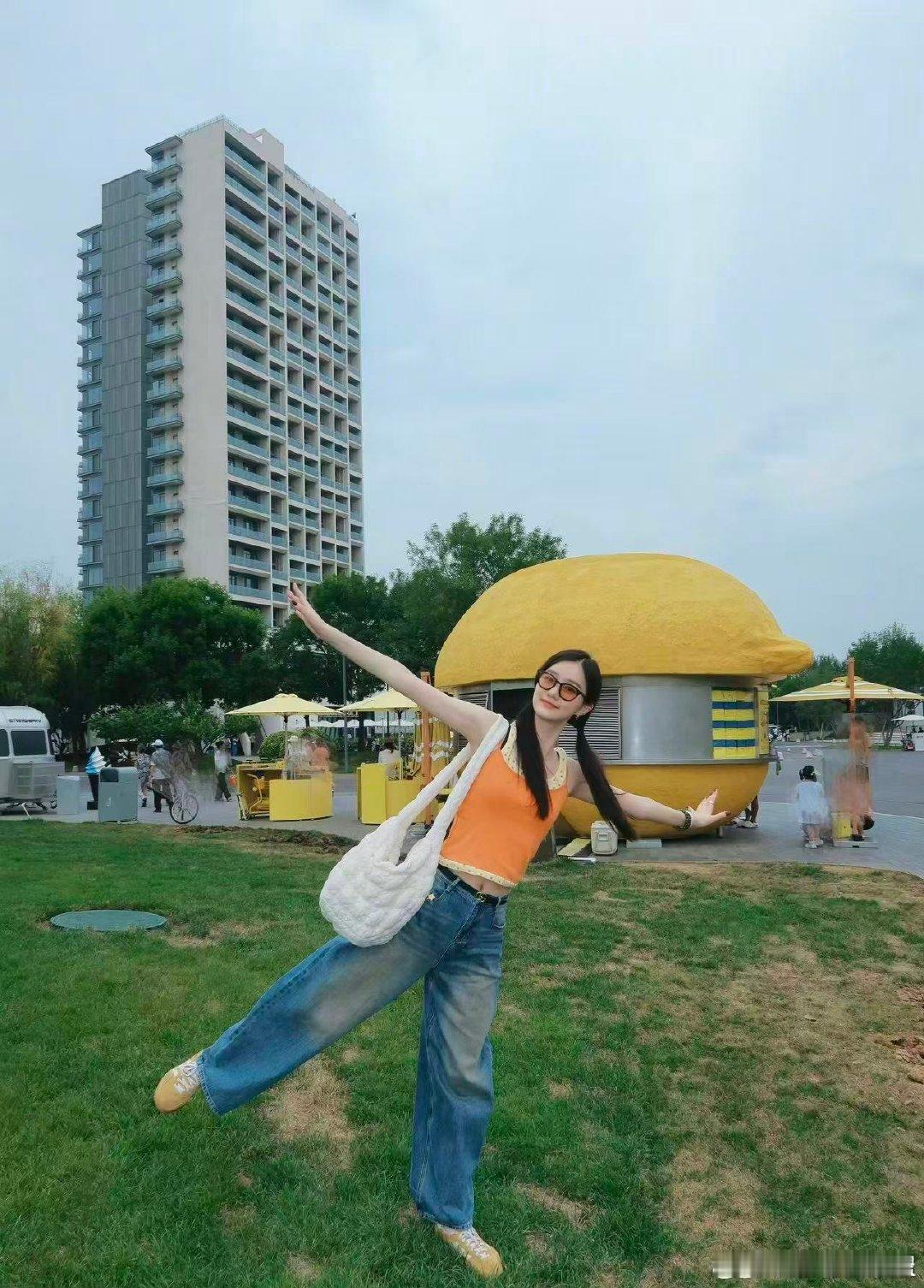 纪姿含中戏报到vlog 简单又真诚的开学vlog，没有华丽包装，只有真诚分享，能