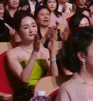 不知道的人还以为杨紫怀孕了 