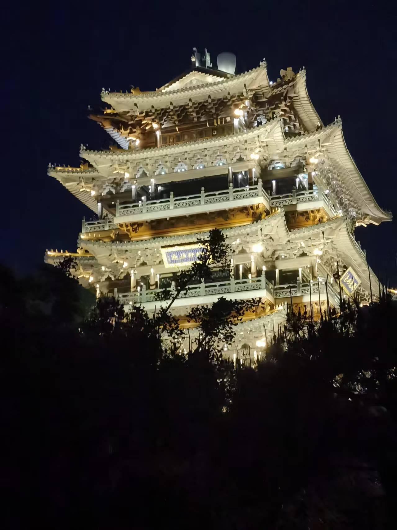 真正的利好：股市再上新台阶，创业板第四套上市方案施行。
新方案，不再纠结是否盈利