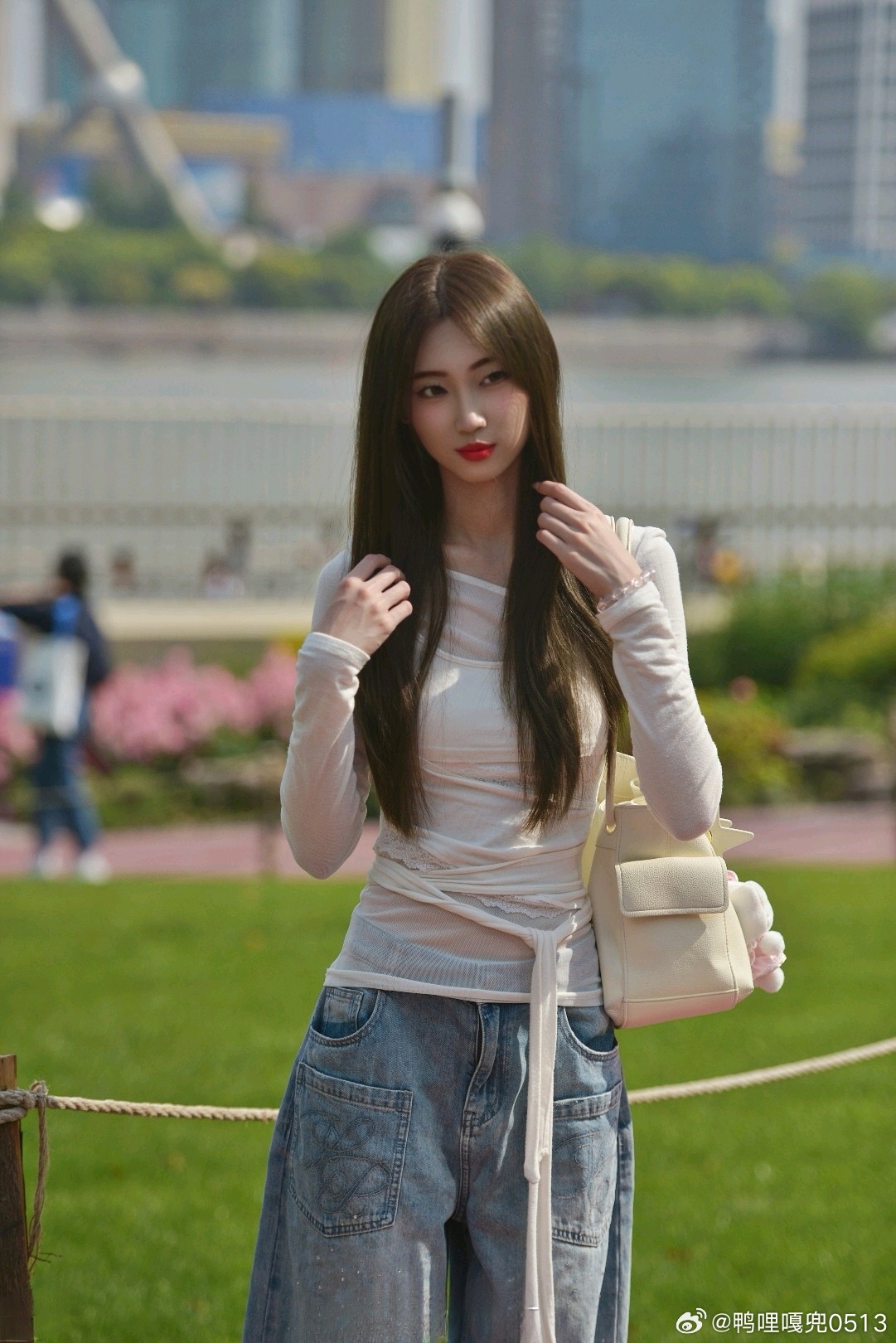 美女 夏日，阳光，午后 