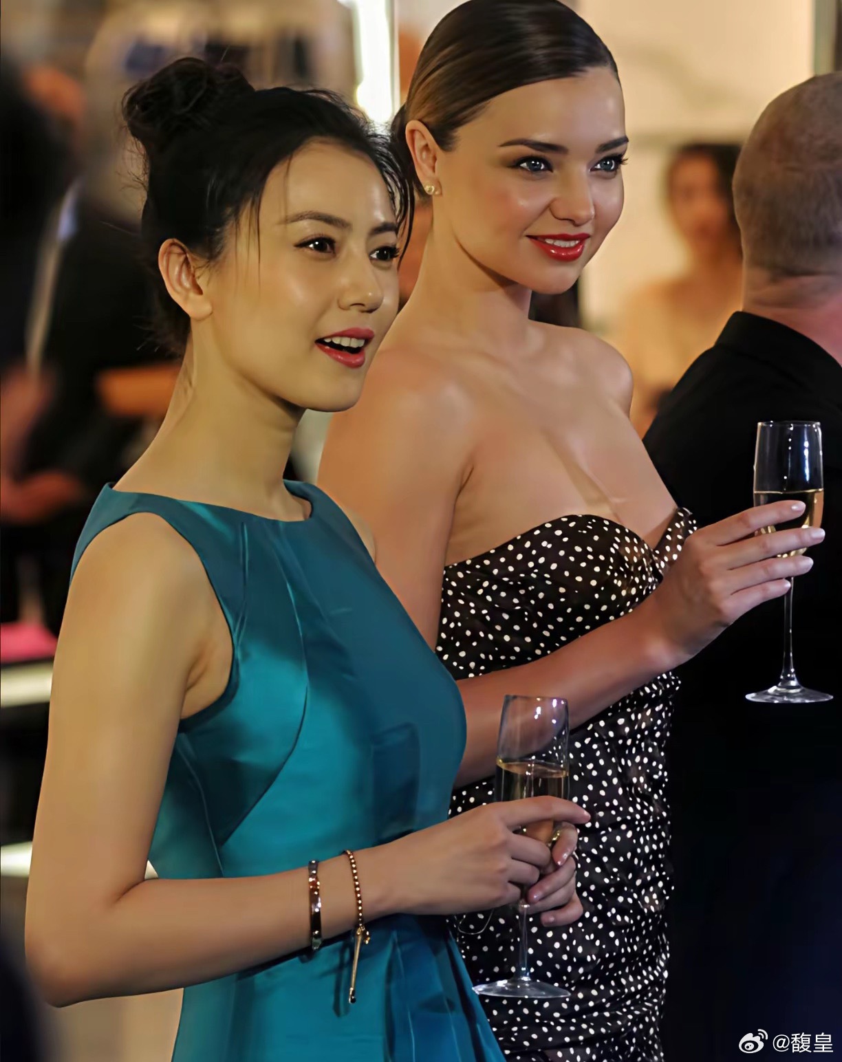 高圆圆米兰达·可儿早期合影!两个人都好美啊！ 