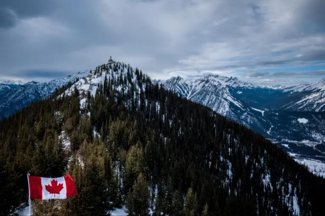特朗普为加拿大“难过”，暴露了帝国心态的崩溃

今天（1月26日），特朗普又在社