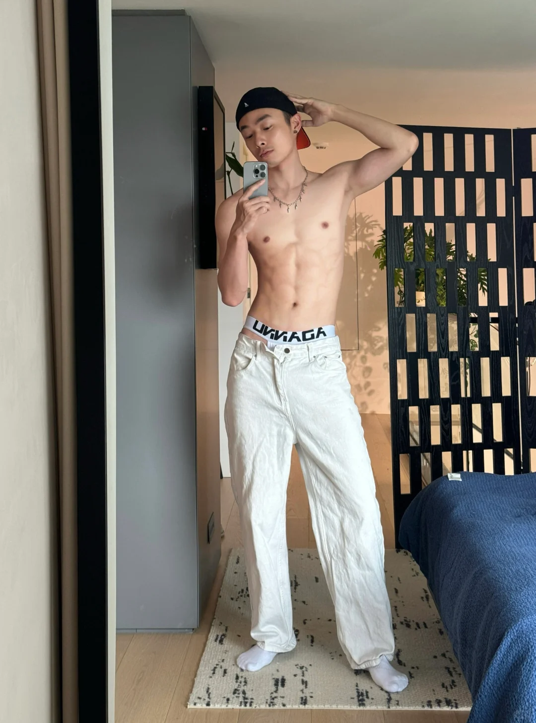 不笑的时候真的很臭脸吗？