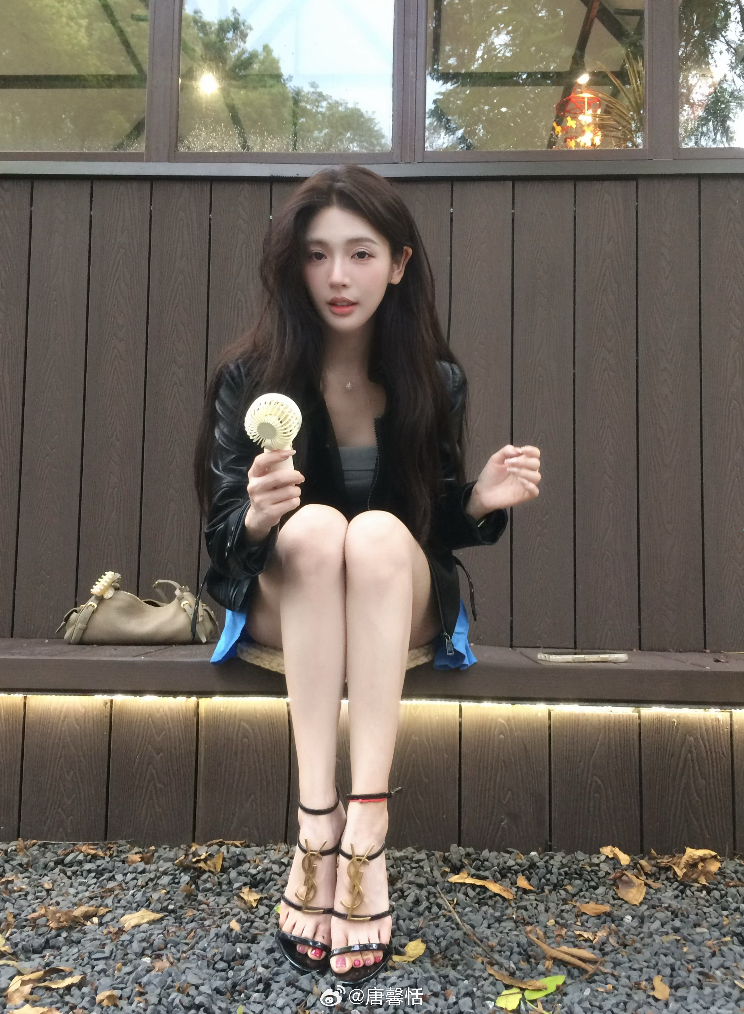 太美啦这个皮衣[春游家族] ​​​