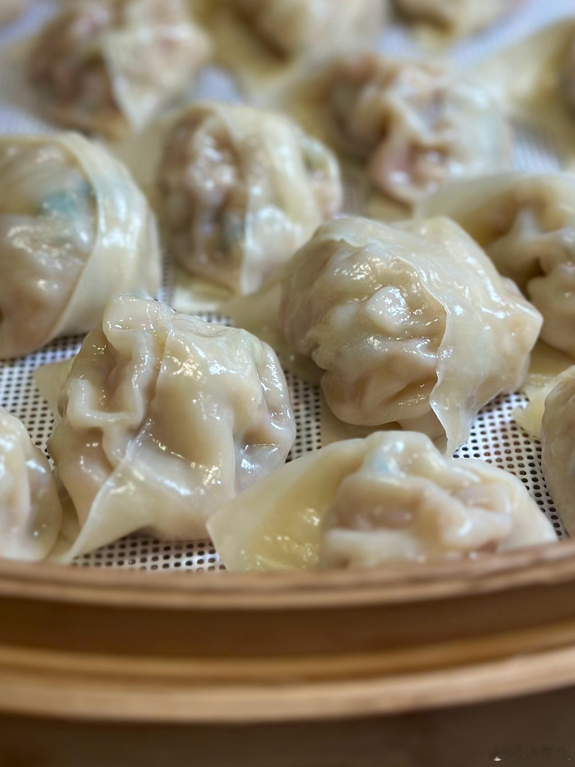 扁食，蛋清羊尾。台州名物。📍东临观海 上海·东临观海和兴1913