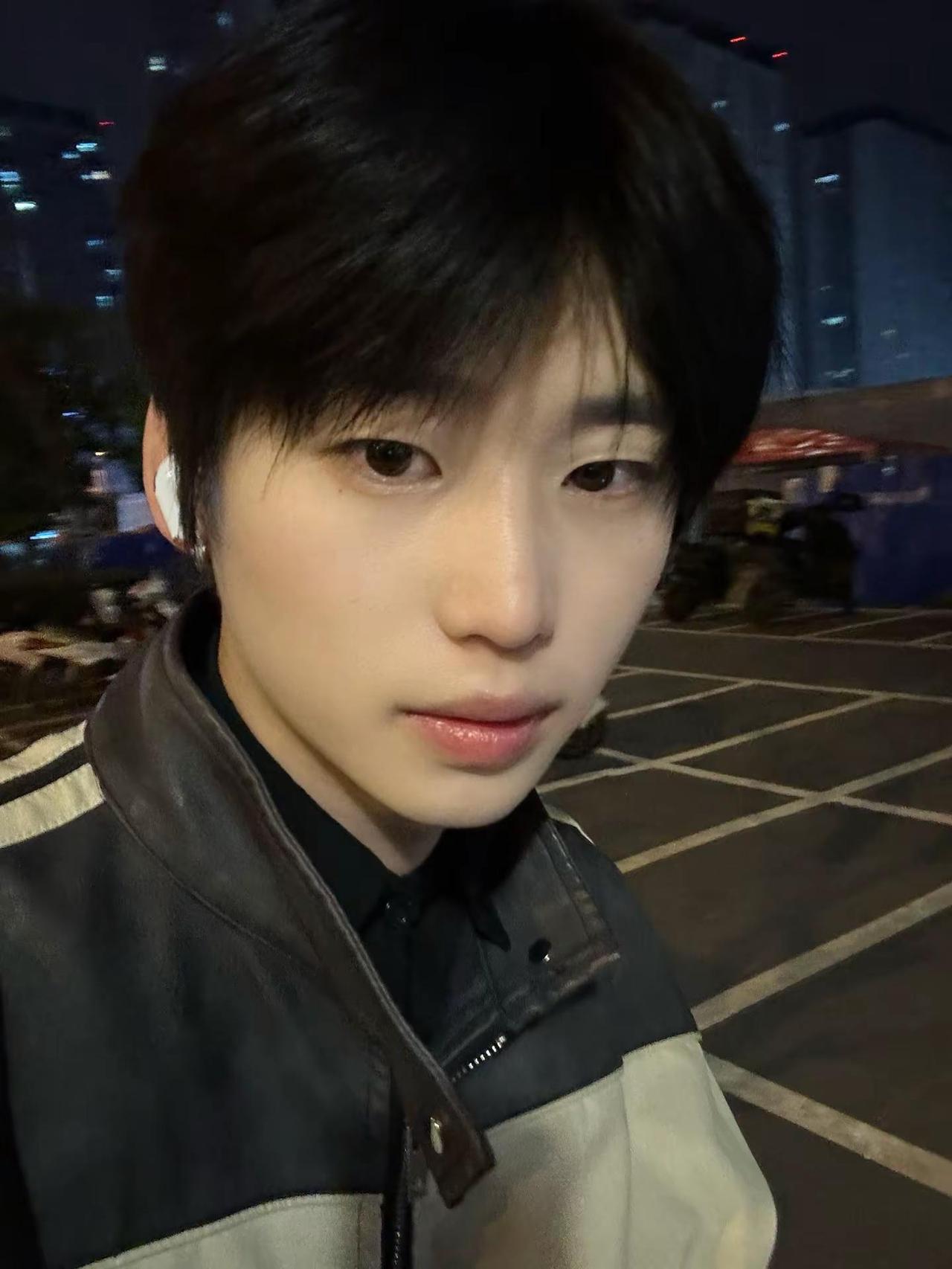 白羊男的颜值，从来不会让人失望！白羊座 原相机实况穿搭