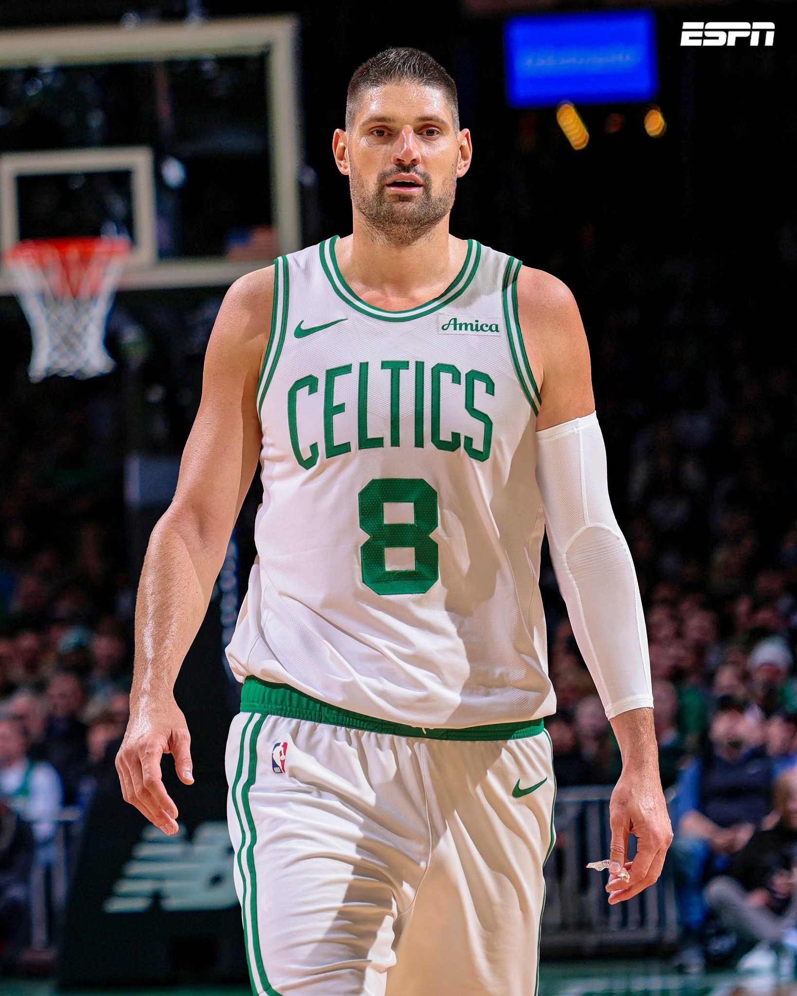 第三位被交易的全明星：尼古拉·武切维奇。史蒂文斯真的做到了，同时实现降税和补强5