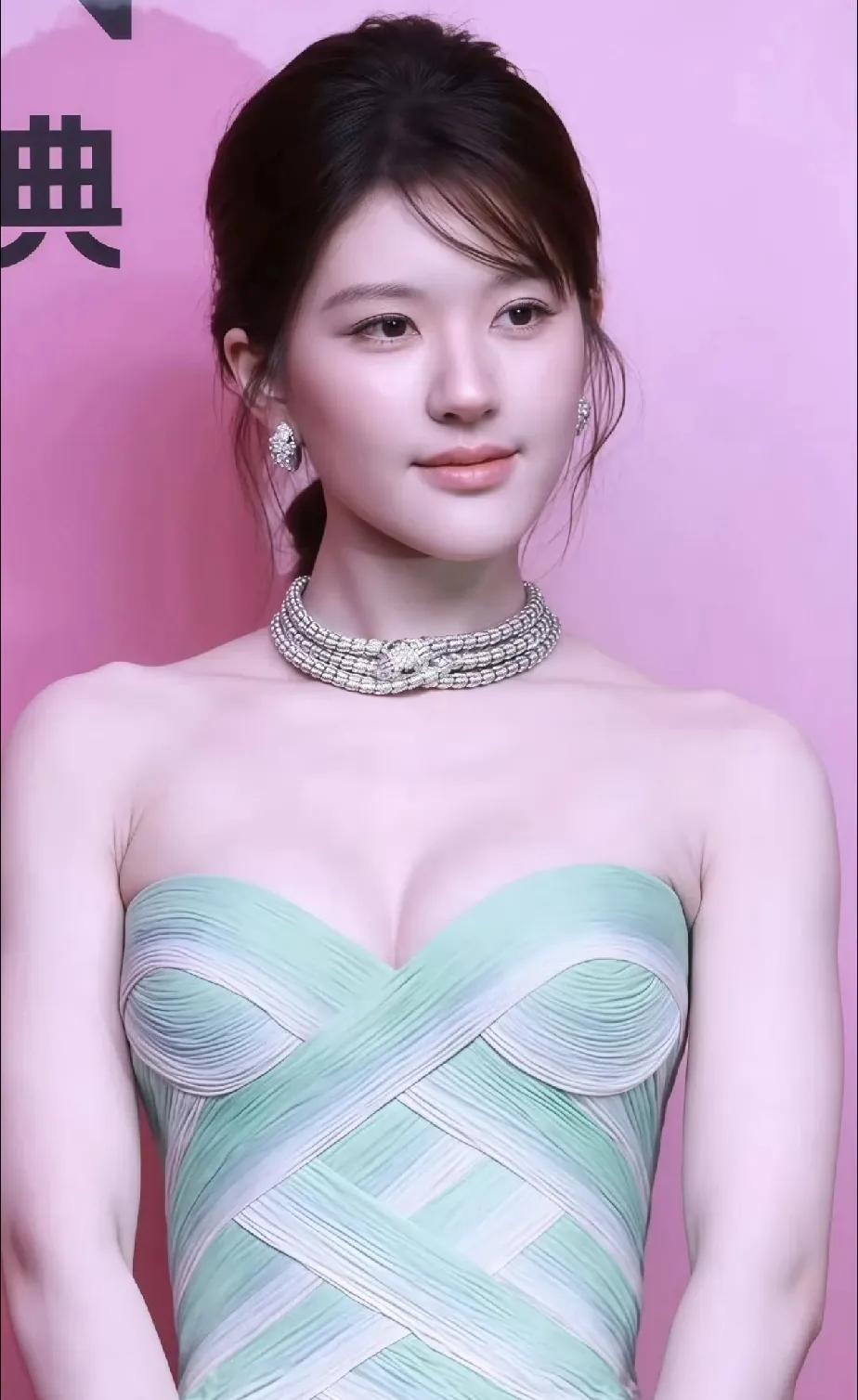 赵露思到底发生了什么？
她也是和你我一样的打工人，牛马之一。