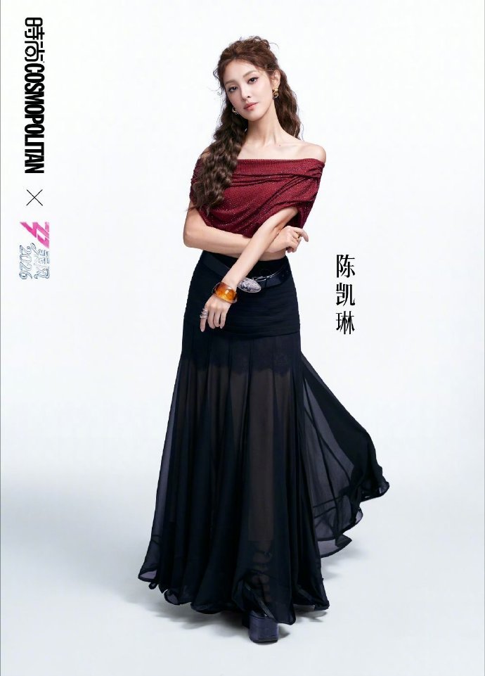 何宣林二公分组何宣林浪姐二公分组 这一组四个人我都挺喜欢的，淡淡跳舞有劲儿，唐艺